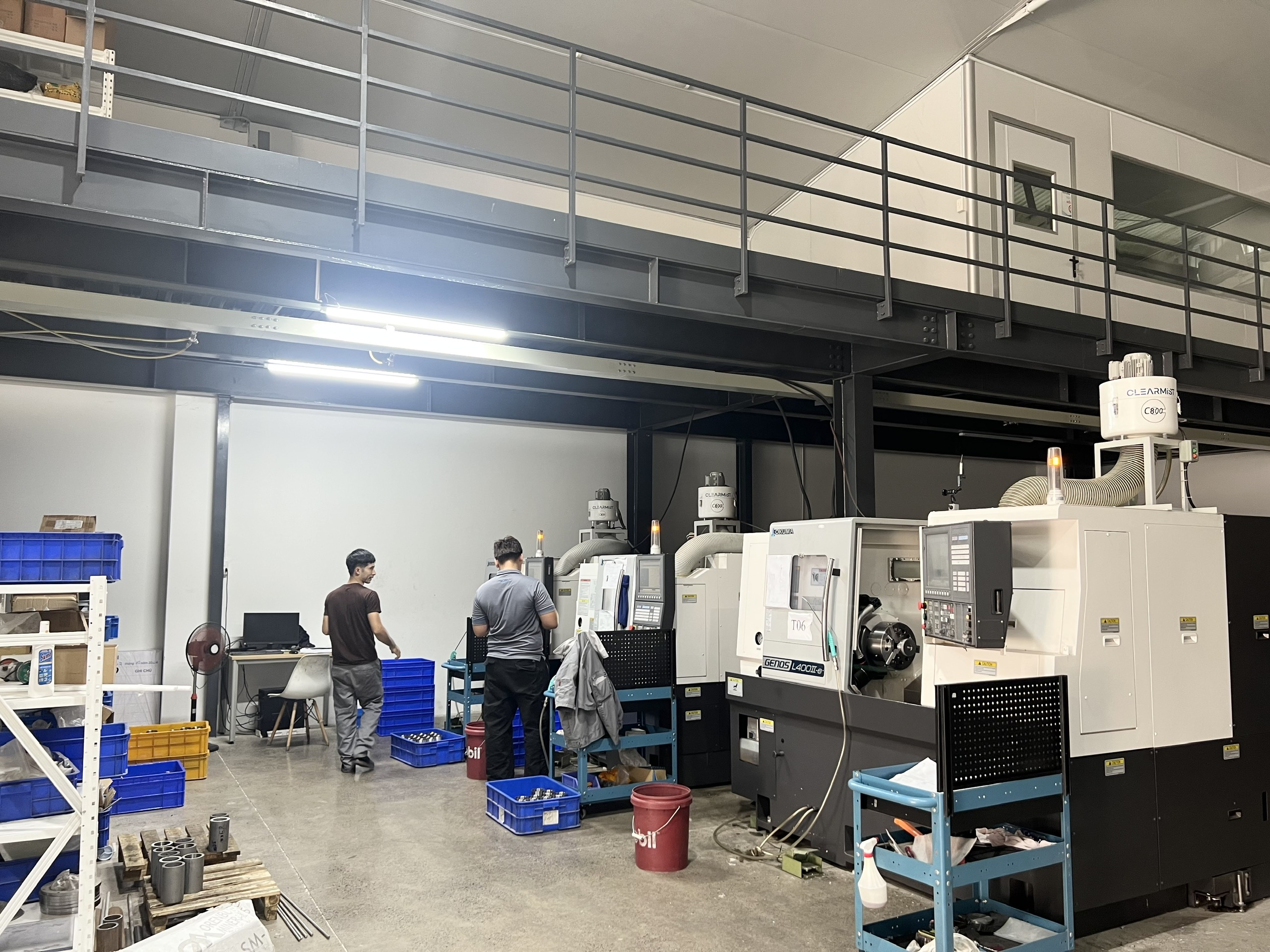 Đội ngũ làm việc tại nhà máy GT TECH